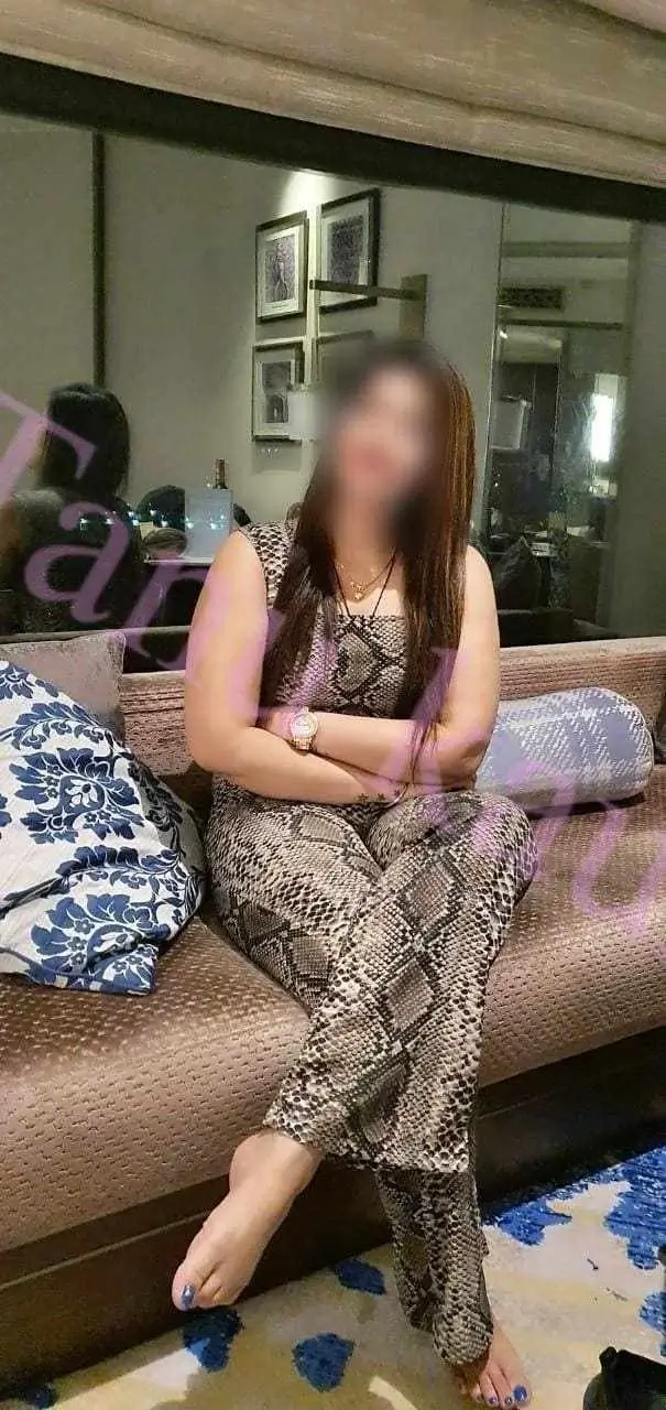 call girls in Jhansi